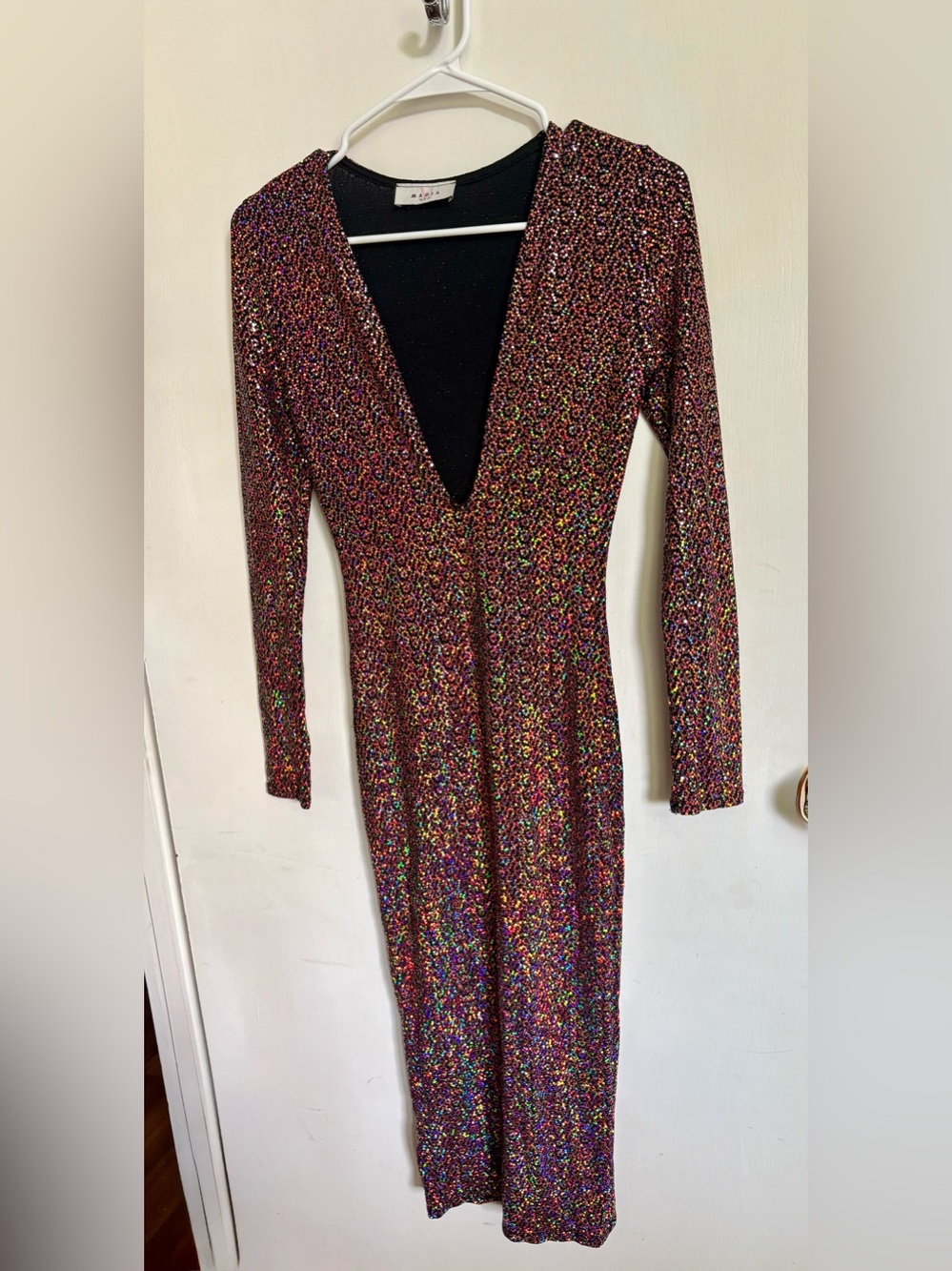 Multicolor Sequin V-Neck Long Sleeve Dress